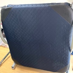 折りたたみベッドの画像