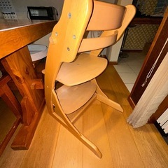 スクスク　ベビー　ハイチェアーの画像