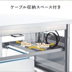 折りたたみデスク&チェア
の画像