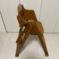 折りたたみテーブル付きチェアの画像