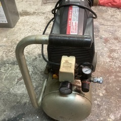 エアーコンプレッサーの画像
