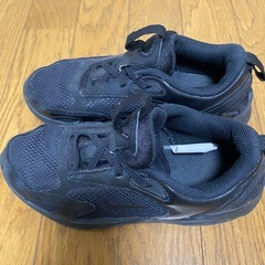 22.5㌢　スニーカー3足の画像