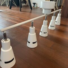 シーリングライト リモコン付き LED 5灯 （電球付き）の画像