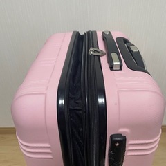 拡張機能付き　キャリーケースの画像