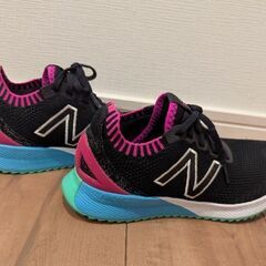New Balance fuelcell　23.5cmの画像