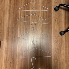 無印良品　ハンガー 81本の画像