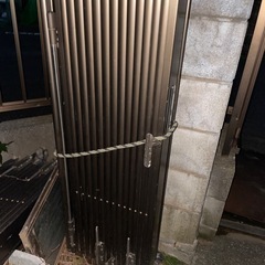 【お譲り先決まりました 】伸縮門扉 アコーディオンゲートの画像