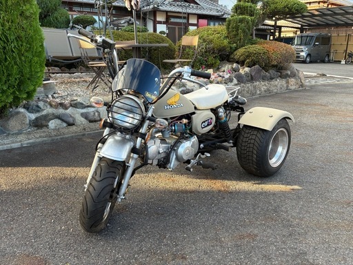 三輪　トライク　バギー　モンキー？　普通免許　公道走行可　ノーヘル　側車付二輪