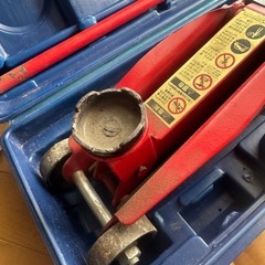 2t 油圧フロアジャッキの画像