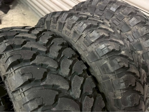 ジムニー コンフォーサー CF3000 225/75R16 中古４本セット  
JA11 JA12 JA22 JB23 JB43JB64 JB74