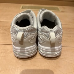 瞬足　スニーカー　21.0センチの画像
