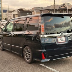 トヨタヴォクシー80 ZS ナビ　フリップダウンモニター　Bカメラ　ETCの画像