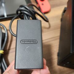 【ソフト2本付き】Nintendo Switch 通常版 本体の画像