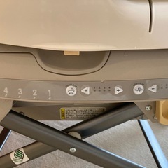 コンビ！！　電動ハイローチェア
の画像