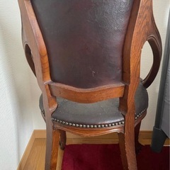 アンティークチェアの画像