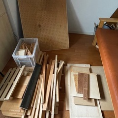 木材 端材 パンチングボードの画像