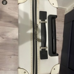 キャリーケースの画像