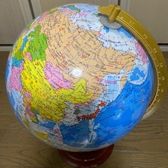 差し上げます　地球儀の画像