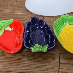 野菜型陶器 食器 白菜 いちご 葡萄 とうもろこし 昭和レトロ うつわ 当時物の画像