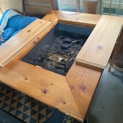 囲炉裏テーブル　檜　木製　ローテーブル　座卓の画像