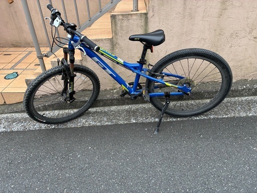 子供用GT stomper 24インチ　マウンテンバイク
