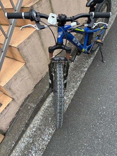 子供用GT stomper 24インチ　マウンテンバイク