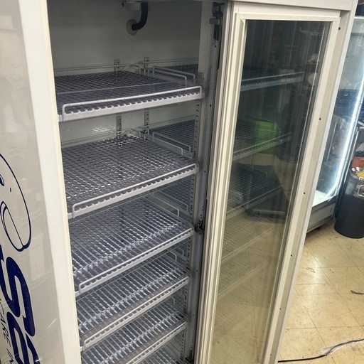 6698 TRM-SS30XE-ST サンデン 冷蔵リーチインショーケース 6698 TRM-SS30XE-ST サンデン 冷蔵リーチインショーケース サンデン