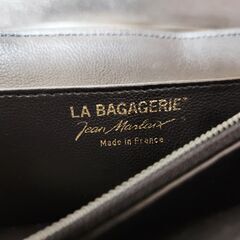 LA BAGAGERIE(ラ バガジェリー)淑やか＆最高級に滑らかなレザーがたまらないショルダーバッグ、いかがでしょうか？の画像