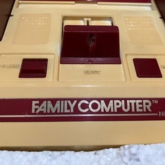 【ジャンク】任天堂　ファミリーコンピュータ 本体②　ＡＣアダプター付　 ファミコンの画像
