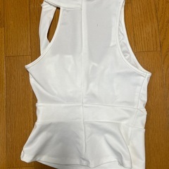 トップス　白　SHIEN  1の画像