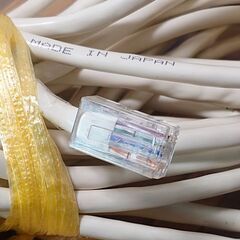 ⑥《エレコム》屋内用 LANケーブル 8.4m／両端コネクター付き／Laneed  UTP-C５E ♻️ほぼ未使用の長期保管品の画像