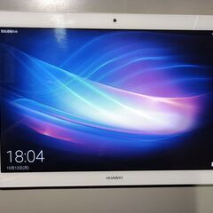ノートパソコンと10インチ タブレットの画像