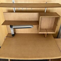 売切りセール！定価160,000円 カリモク 学習机 照明付き デスク 小学生 子供用 ①の画像
