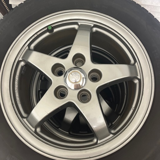 購入者決定
しましたアルミ付き4本タイヤ5穴