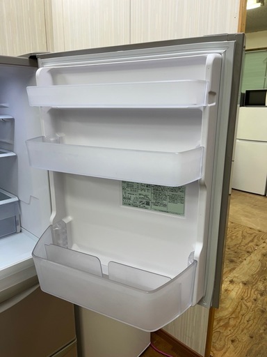 #21 おすすめ3ドア!! HITACHI  2018年 265L R-27HV(T) 右開き ノンフロン冷凍冷蔵庫