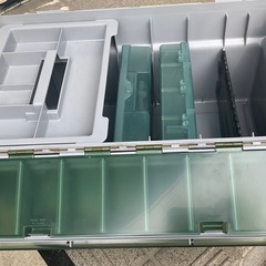 釣り用具ボックスの画像