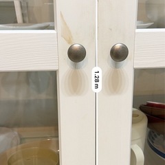 IKEAの食器棚（今週末まで）の画像
