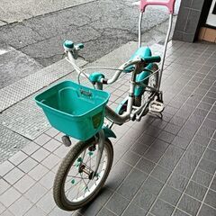 子供用16インチ自転車の画像