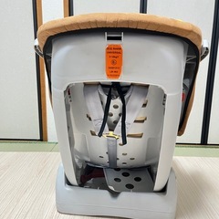 西松屋 くまのプーさん チャイルドシートの画像
