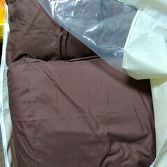 ダブル羽毛布団一式（敷布団、羽毛掛け布団、枕２、敷布団カバー、掛布団カバー、枕カバー２、収納袋）の画像