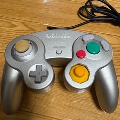ゲームキューブ　コントローラー　後期型の画像