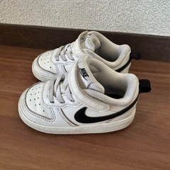 NIKEスニーカー13cmの画像