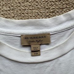 Burberry ロゴプリント ホワイトTシャツの画像