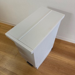 ペダルトール ゴミ箱 30〜35Lの画像