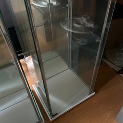 美品✨ガラス棚の画像