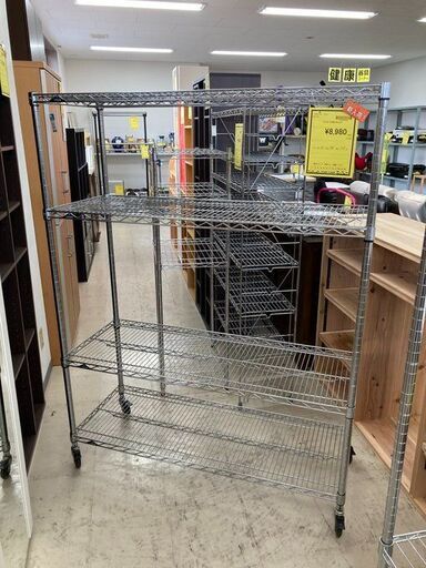 J5780　【リユースのサカイ柏店】　キャスター付4段メタルラック　クリーニング済み