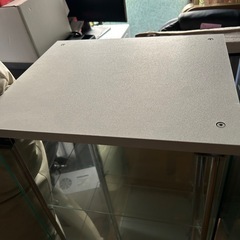 美品✨ガラス棚 中サイズの画像