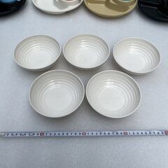 キャンプ BBQ お皿3種とコップの5人分セットの画像