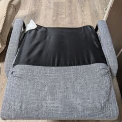 ニトリ　肘付きパイプタカザイスの画像