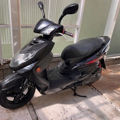 【大阪】ヤマハシグナスX125cc実動書有、2型フルパワー台湾モデル！全国発送可能！近距離配送あり(^^) 送料お問い合わせ下さい！の画像